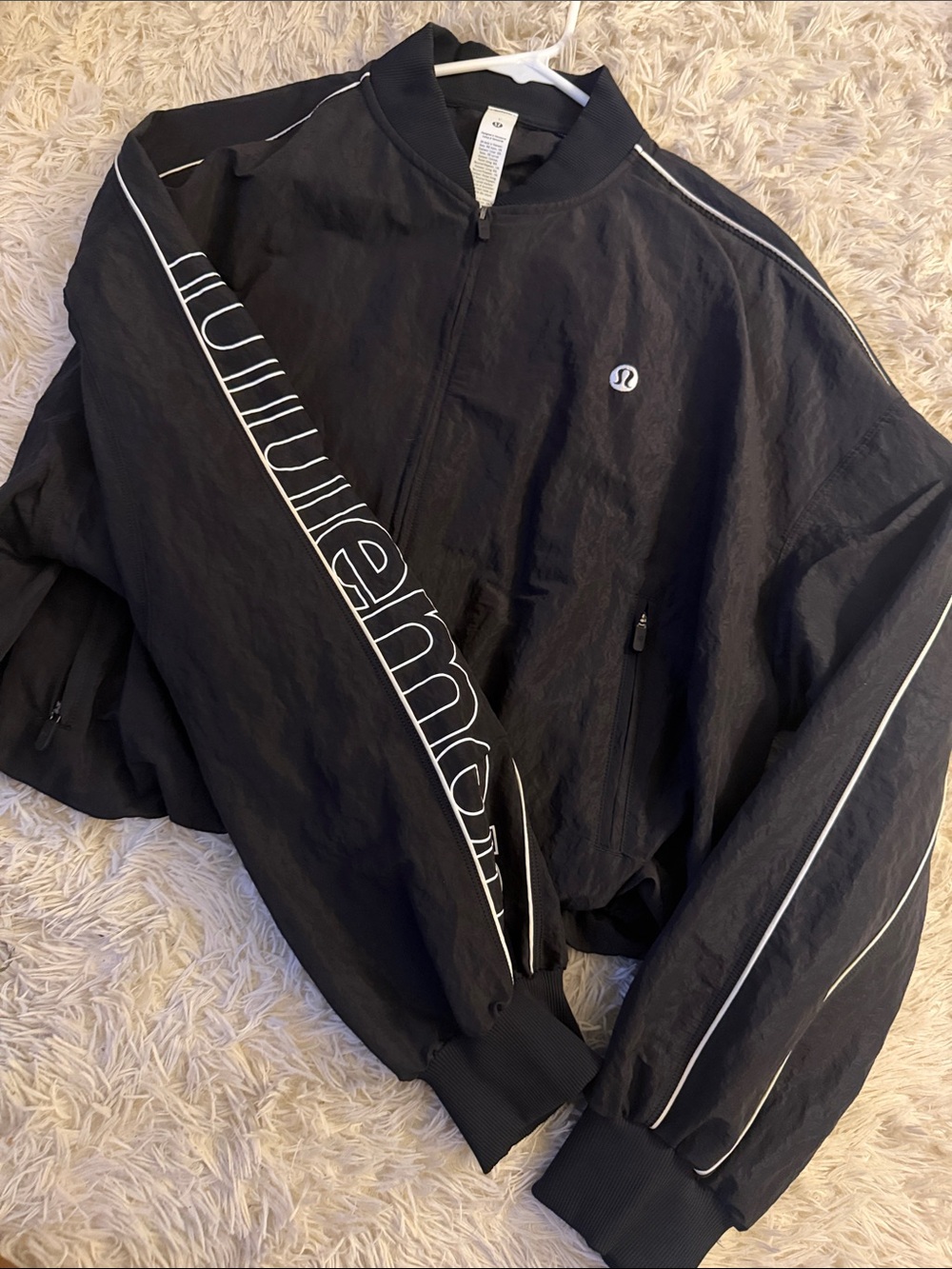 Authentic Lululemon athletica Women’s Crinkle Nylon Track Jacket Wordmark - Picture 5 of 16
